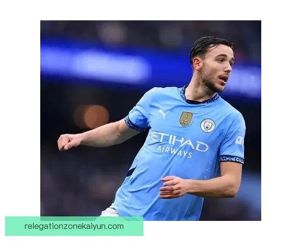 曼城中场核心的关键支柱在新赛季表现稳健，助力球队争夺荣誉。